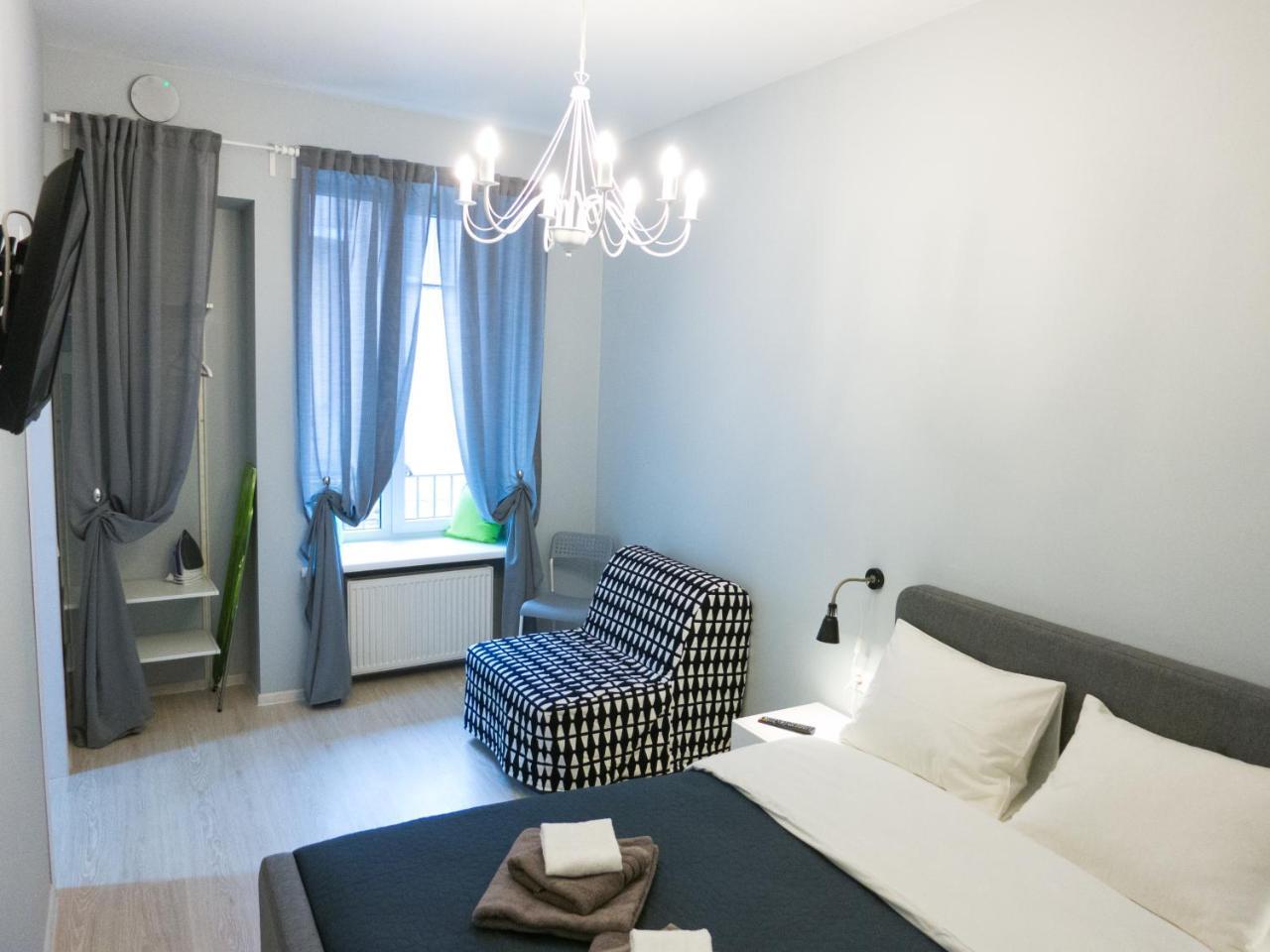 Apartament Snizhna 4 Lwów Zewnętrze zdjęcie