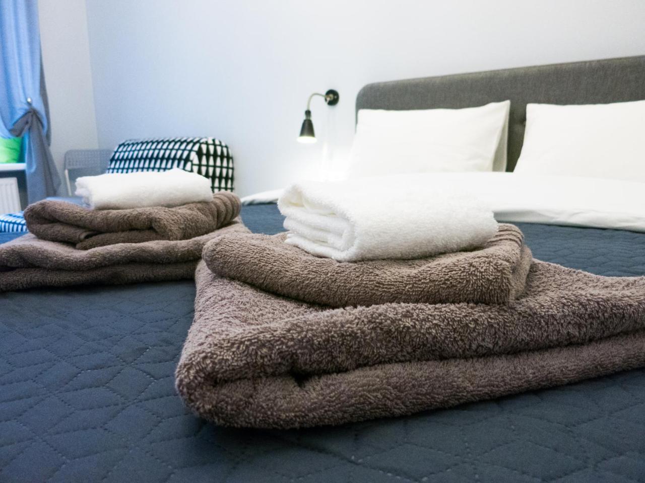 Apartament Snizhna 4 Lwów Zewnętrze zdjęcie