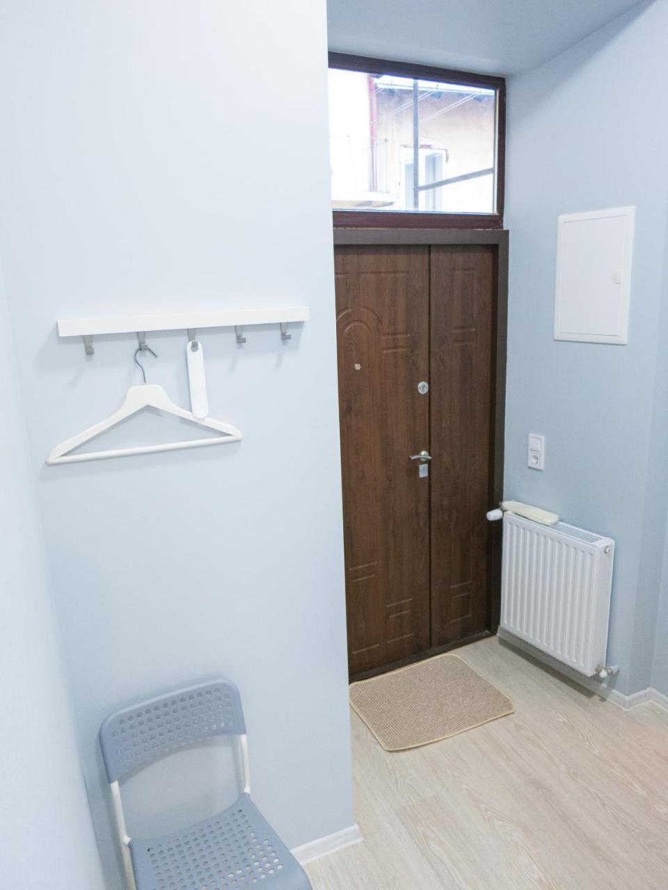 Apartament Snizhna 4 Lwów Zewnętrze zdjęcie